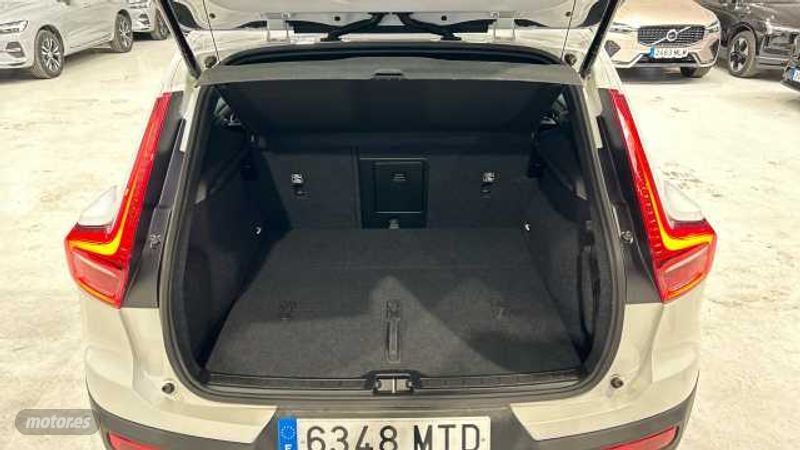 Volvo XC40 - foto 11