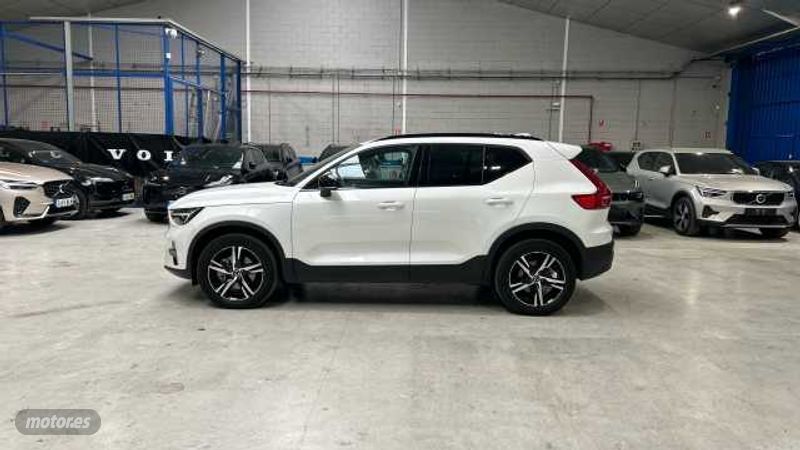 Volvo XC40 - foto 21