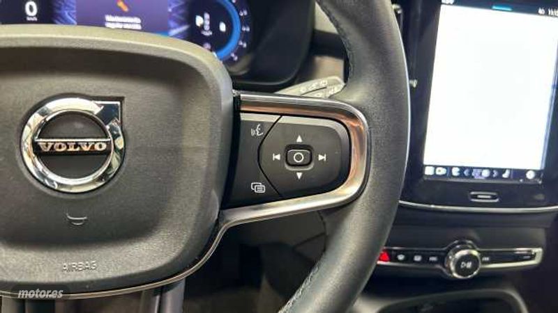 Volvo XC40 - foto 47