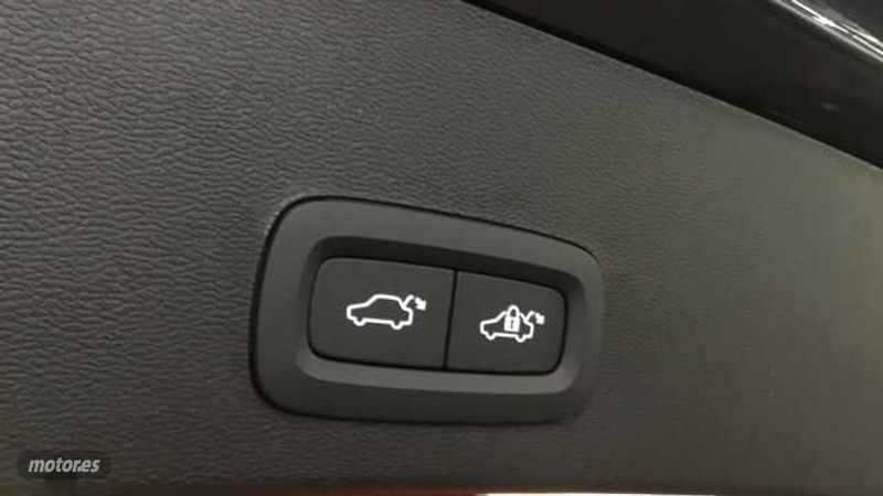 Volvo XC40 - foto 20