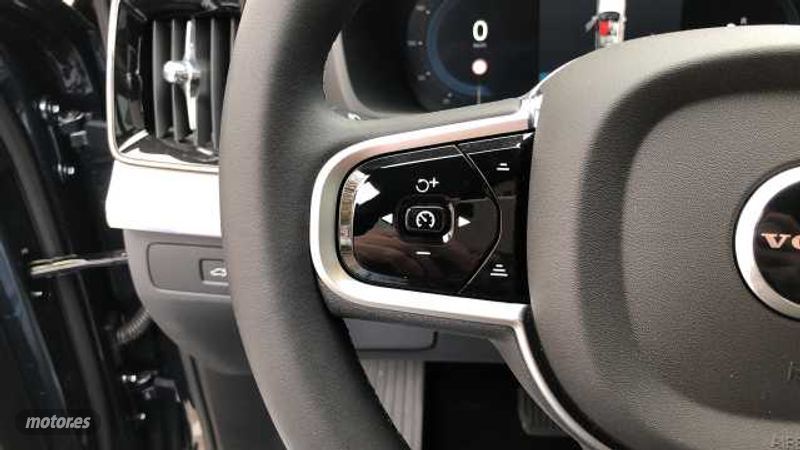 Volvo XC 90 - foto 15