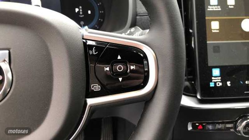 Volvo XC 90 - foto 16