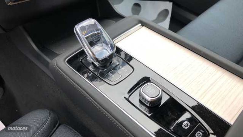 Volvo XC 90 - foto 17