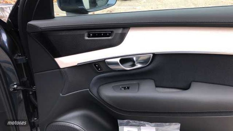 Volvo XC 90 - foto 19