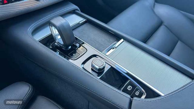 Volvo XC 90 - foto 24