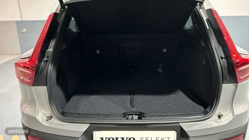 Volvo XC40 - foto 11