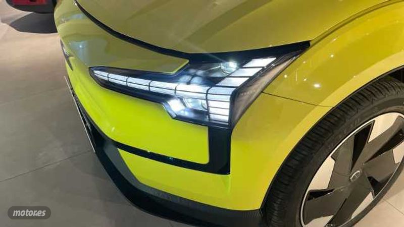 Volvo EX30 - foto 30