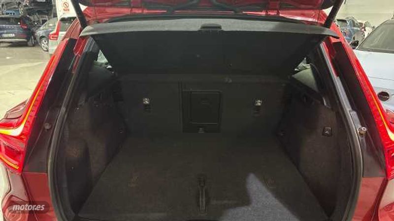 Volvo XC40 - foto 14