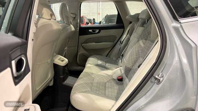 Volvo XC 60 - foto 6