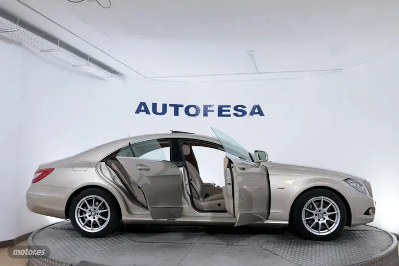 Mercedes Clase CLS - foto 9