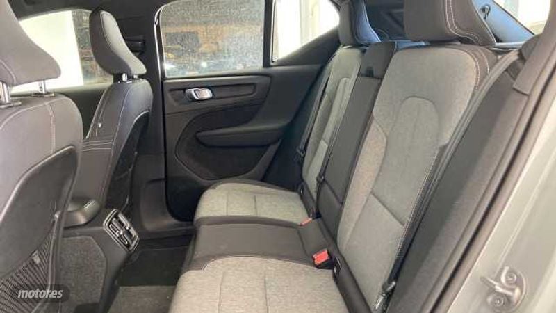 Volvo XC40 - foto 20