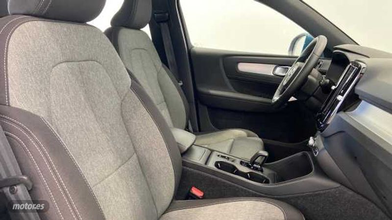 Volvo XC40 - foto 10