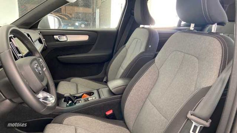 Volvo XC40 - foto 10