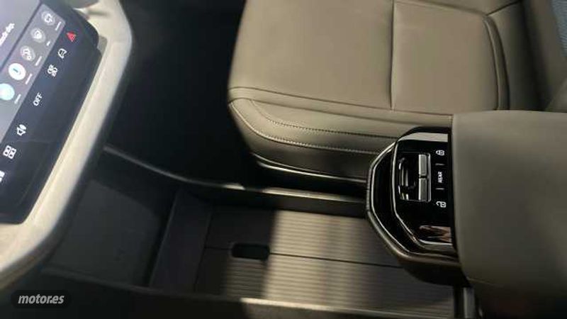 Volvo EX30 - foto 17