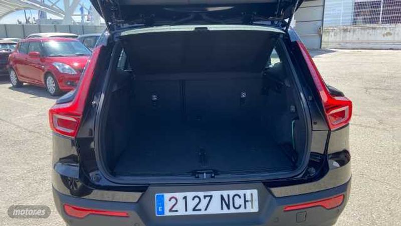 Volvo XC40 - foto 22