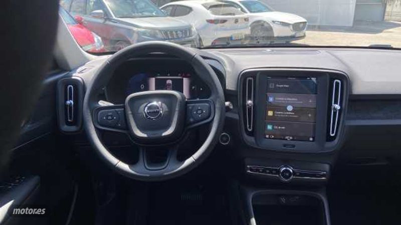 Volvo XC40 - foto 23
