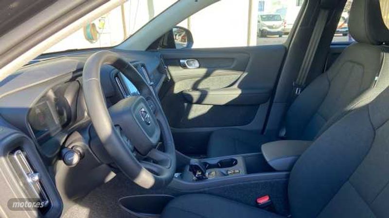 Volvo XC40 - foto 10