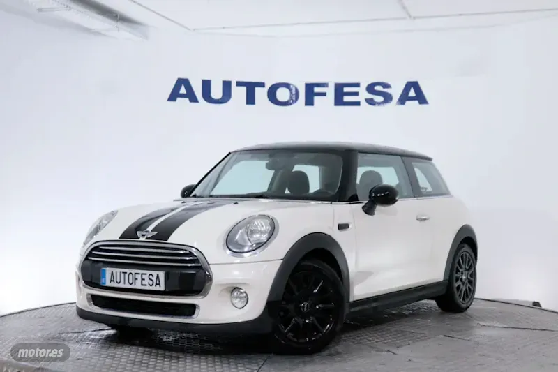 Mini One 1.5 D 95CV 3P de 2015 con 30.400 Km por 13.850 EUR. en Madrid