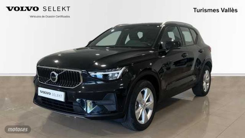 Volvo XC40 XC40 Essential, B3 Mild hybrid, Gasolina de 2025 con 7 Km por 33.900 EUR. en Barcelona