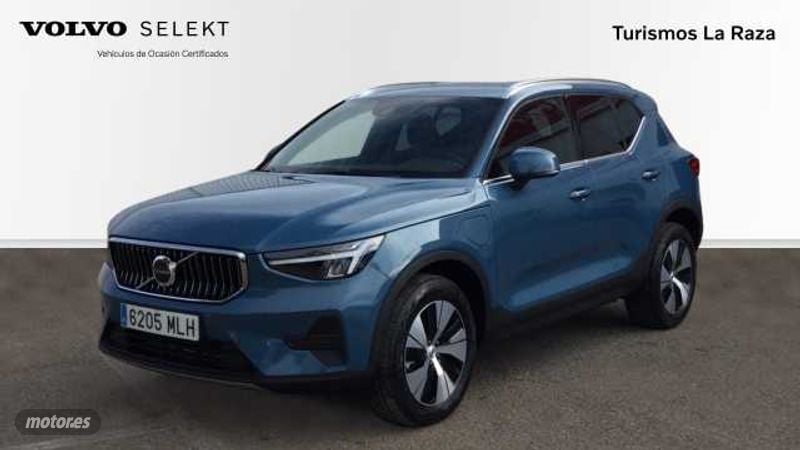 Volvo XC40 TODOTERRENO 1.5 T4 PHEV RECHARGE CORE BRIGHT AUTOMATICO 211CV 5P de 2023 con 10.903 Km po...