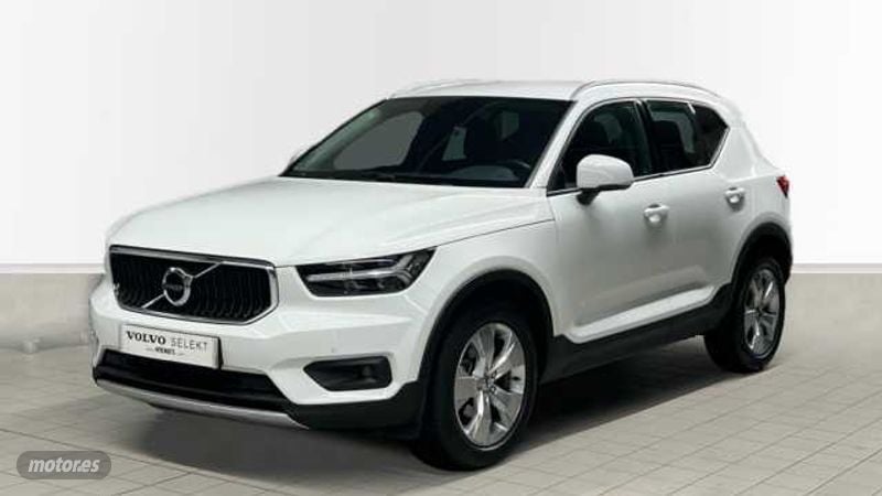 Volvo XC40 1.5 T3 MOMENTUM PRO AUTO 163 CV de 2021 con 87.273 Km por 27.400 EUR. en A Coruna