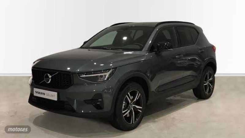 Volvo XC40 2.0 B3 MHEV PLUS DARK DCT 163 5P de 2025 con 10 Km por 44.990 EUR. en Ourense