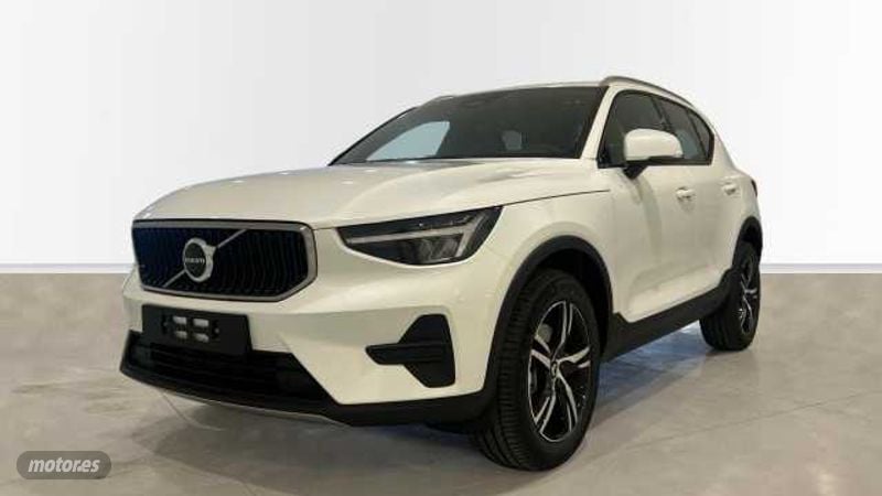 Volvo XC40 XC40 CORE B3 (G) de 2025 con 1 Km por 38.900 EUR. en Asturias