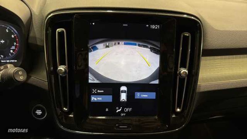 Volvo XC40 - foto 16