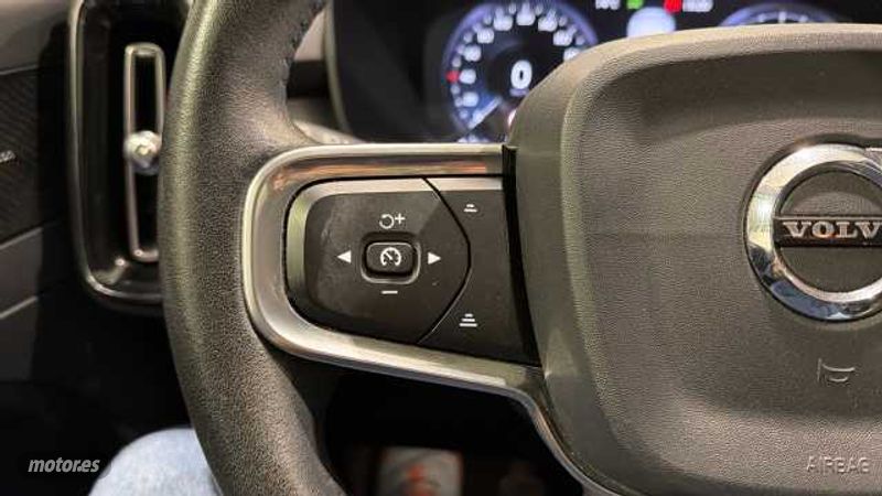 Volvo XC40 - foto 18