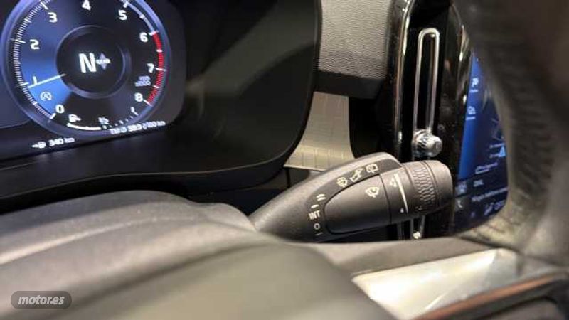 Volvo XC40 - foto 20