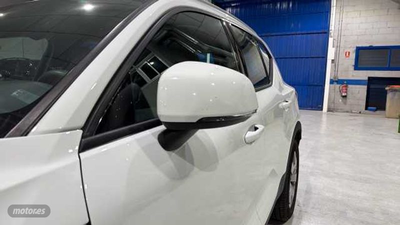 Volvo XC40 - foto 35