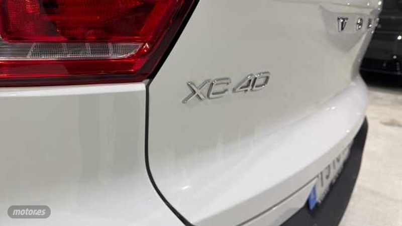 Volvo XC40 - foto 37