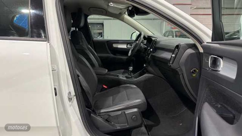Volvo XC40 - foto 40