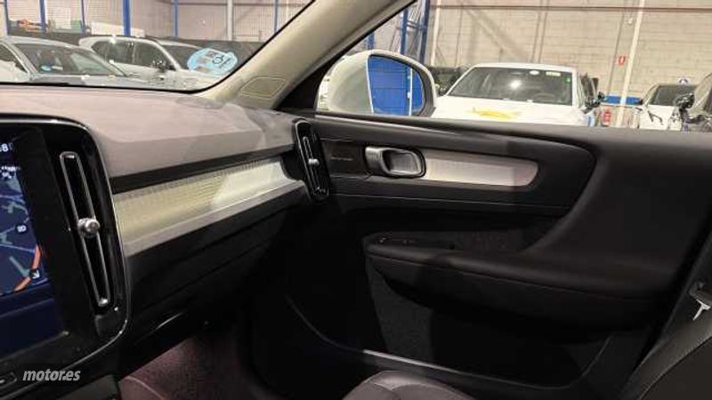 Volvo XC40 - foto 45