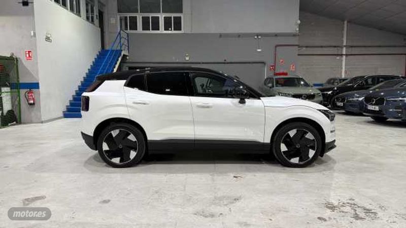 Volvo EX30 - foto 31