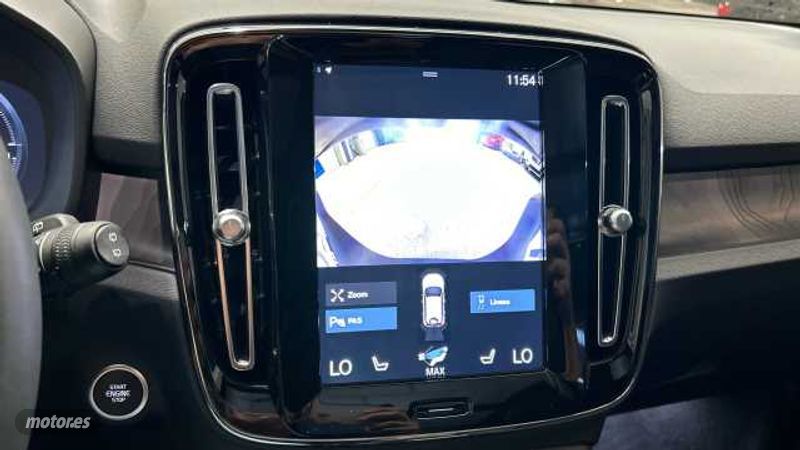 Volvo XC40 - foto 18