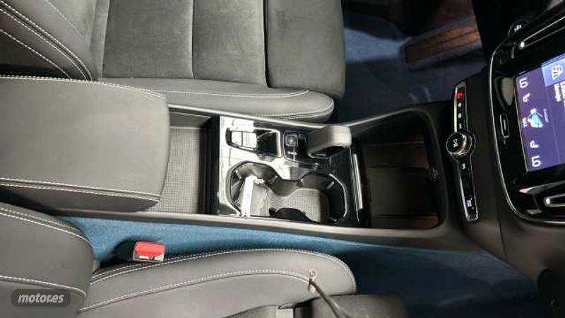 Volvo XC40 - foto 25