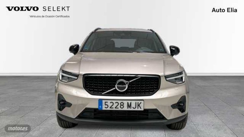 Volvo XC40 - foto 3