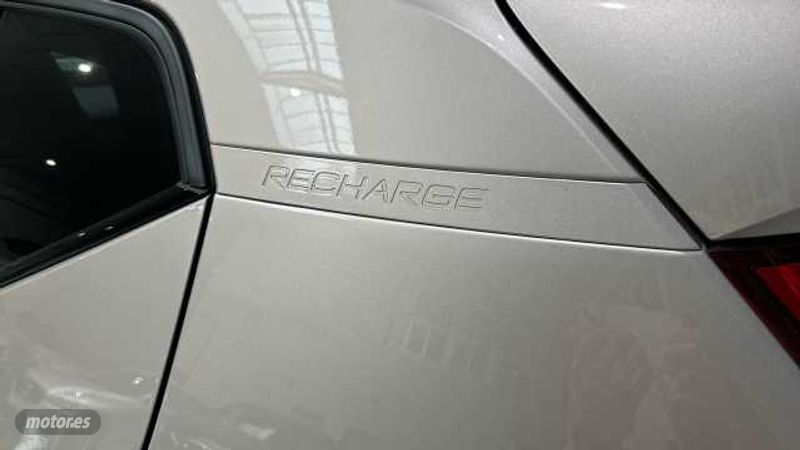 Volvo XC40 - foto 40