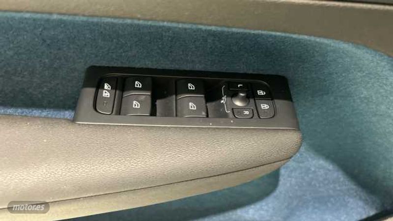 Volvo XC40 - foto 44