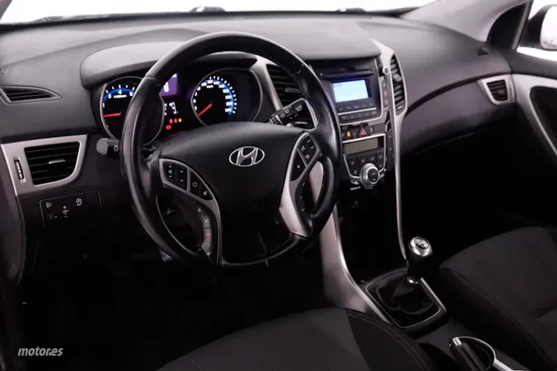 Hyundai i30 - foto 11