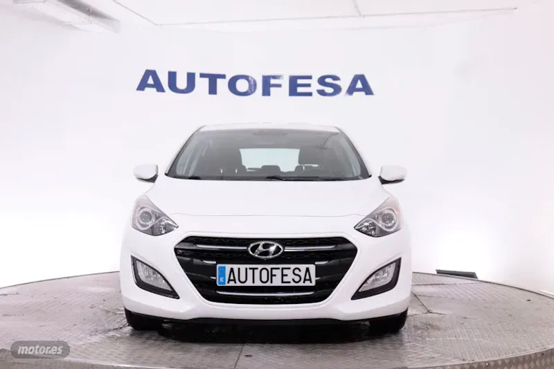 Hyundai i30 - foto 2
