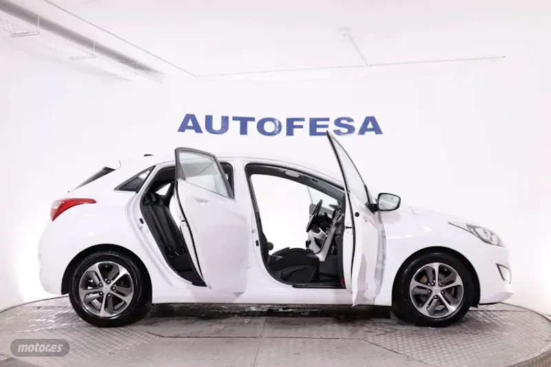 Hyundai i30 - foto 9