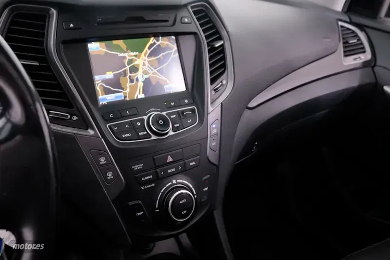 Hyundai Santa Fe - foto 13