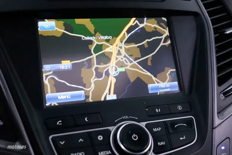 Hyundai Santa Fe - foto 15