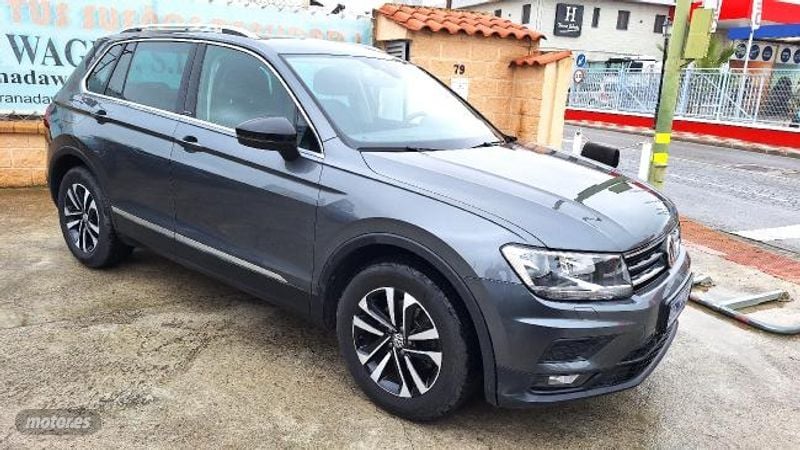 Volkswagen Tiguan 2.0 TDI  GPS Mirror Link  de 2020 con 86.000 Km por 23.500 EUR. en Granada
