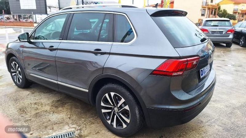 Volkswagen Tiguan - foto 6