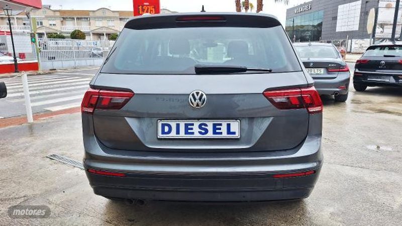 Volkswagen Tiguan - foto 7