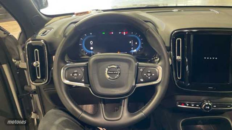 Volvo XC40 - foto 10