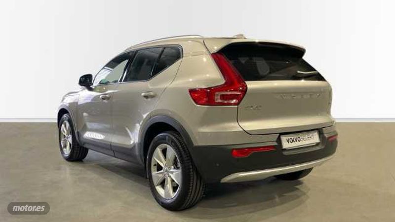 Volvo XC40 - foto 2